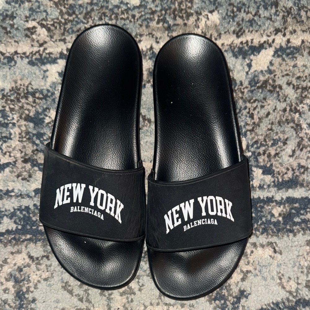 Balenciaga New York Black Slides